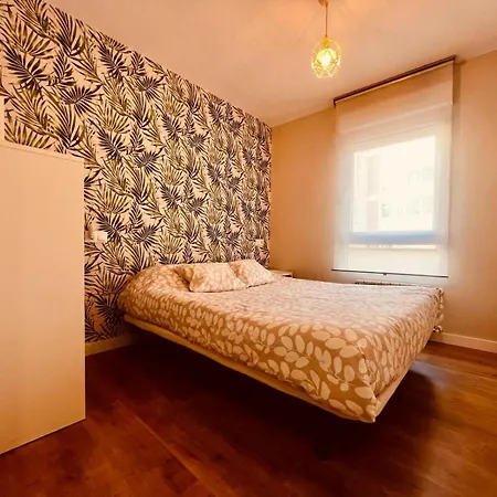 Piso Reformado,centrico,tranquilo Y Con Wifi Vut 09-398 Appartamento Burgo