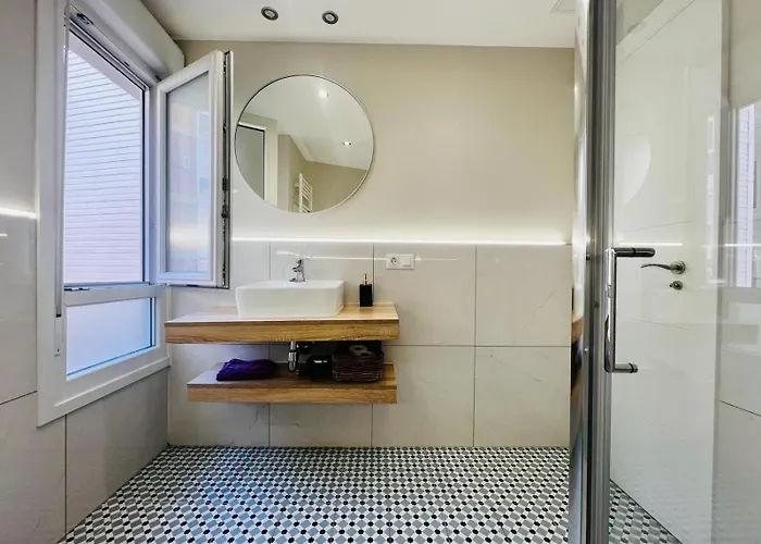 Piso Reformado,centrico,tranquilo Y Con Wifi Vut 09-398 Burgo